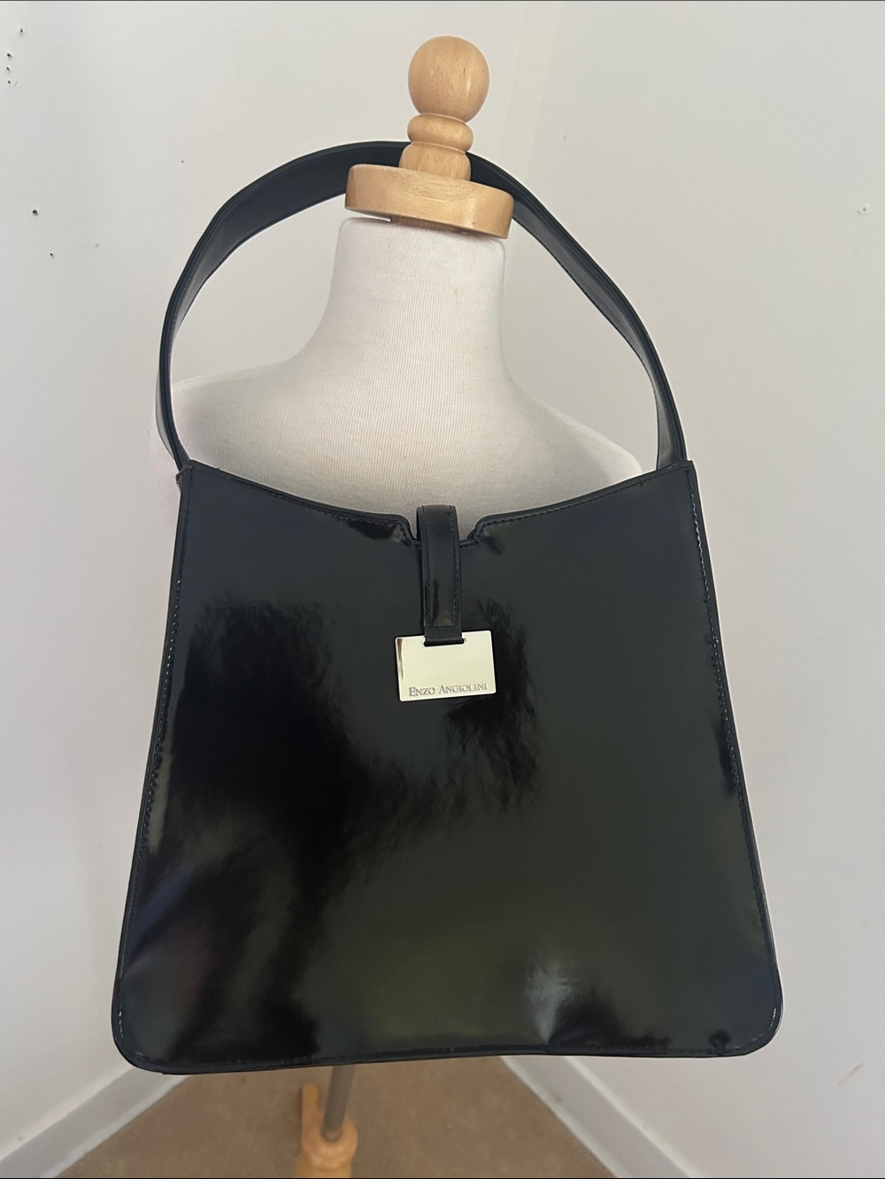 Enzo Angiolini Black Leather Shoulder Tote